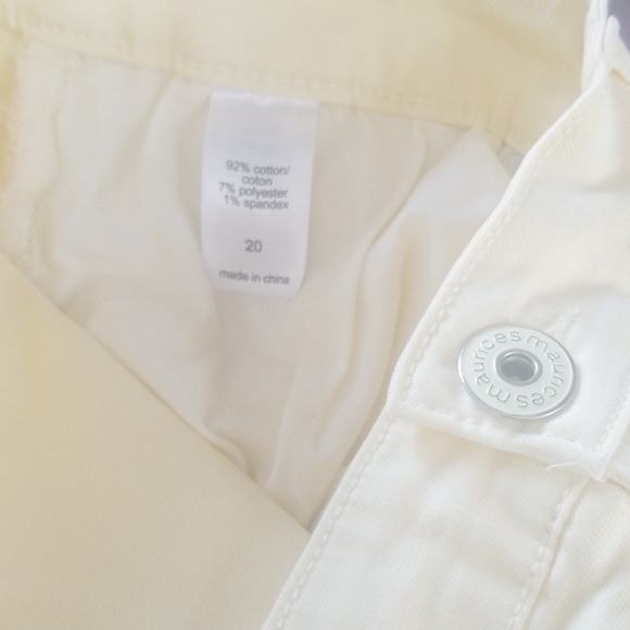 Ladies Jeans - Picture 4 of 4